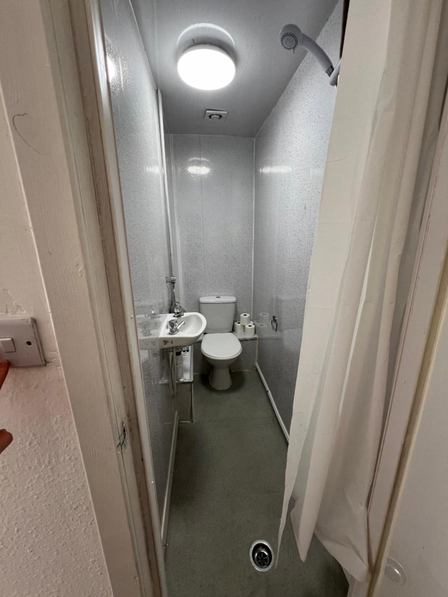 Great Western Road Studio With En Suite Glasgow Exterior foto